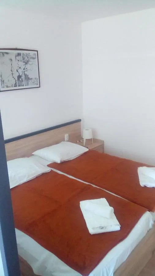Apartments Hostin Garoful Duga Uvala Pavicini